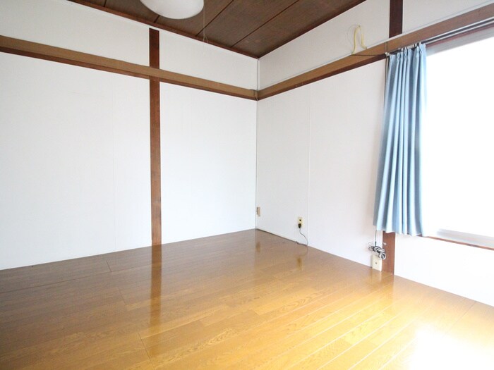 物件内観写真10　(居室)