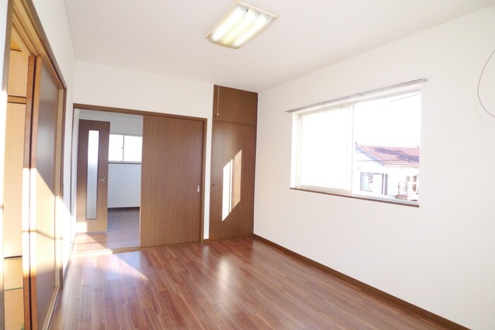 物件内観写真8　(居室)