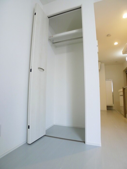 物件内観写真15　(収納)