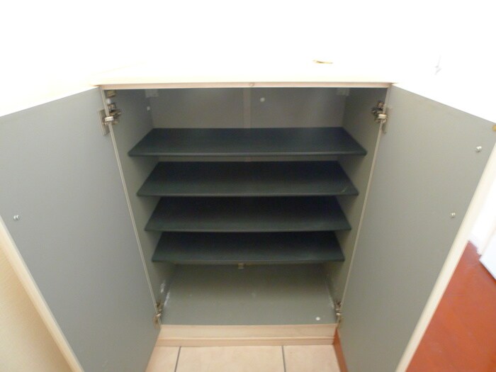 物件内観写真18　(靴箱)