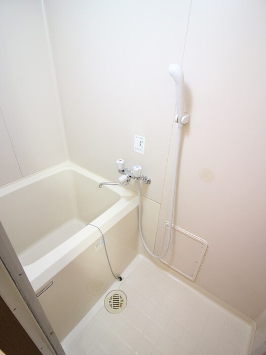 物件内観写真10　(バス／シャワールーム等)