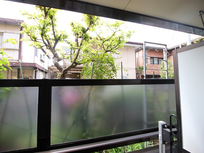 物件内観写真17　(室内からの展望)