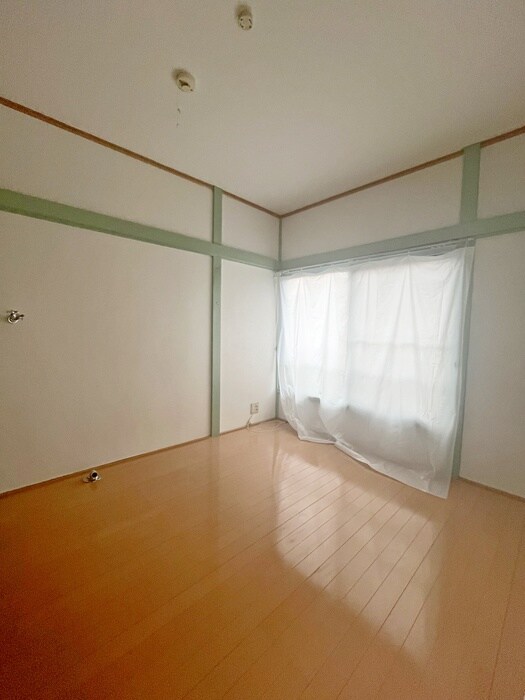 物件内観写真10　(居室)