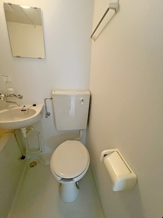 物件内観写真11　(トイレ)