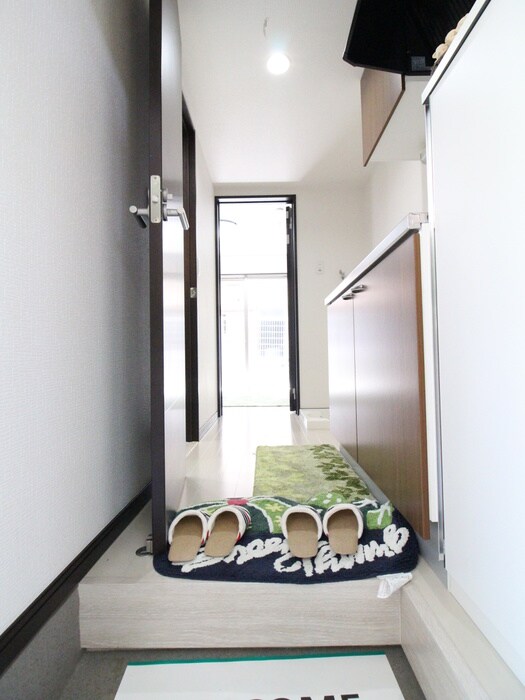 物件内観写真16　(廊下)