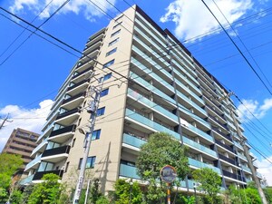 ﾊﾟｰｸﾎｰﾑｽﾞ亀有ｶﾞｰﾃﾞﾝｽﾞｺｰﾄ(214)外観写真