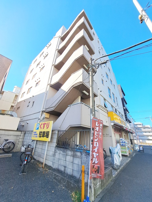上大岡コンフィーネ斉藤