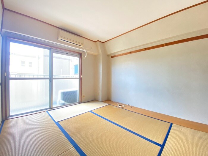 物件内観写真7　(居室)