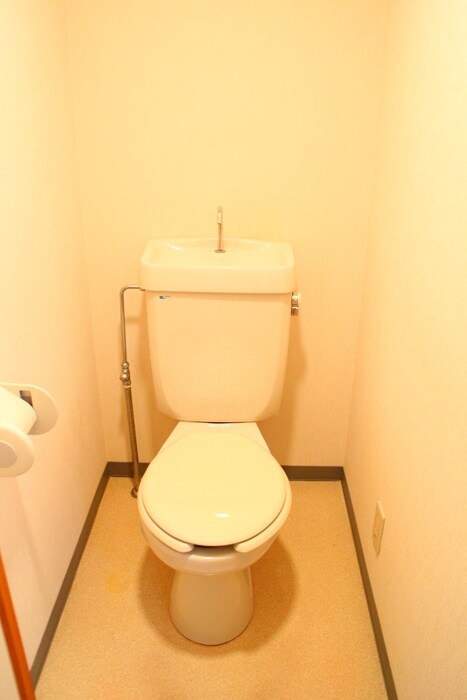 物件内観写真14　(トイレ)