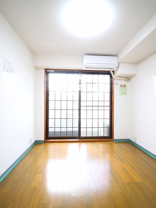 物件内観写真18　(居室)