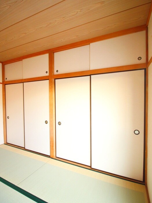 物件内観写真18　(収納)