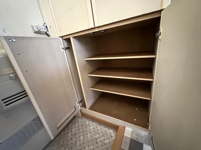 物件内観写真15　(靴箱)