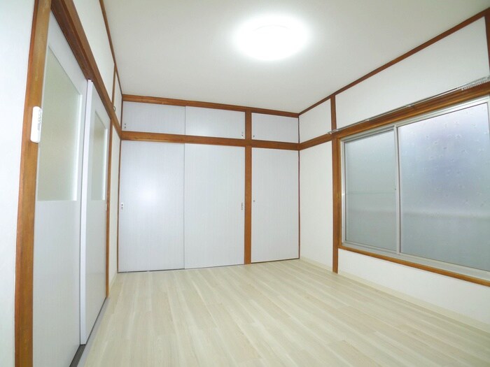 物件内観写真4　(居室)