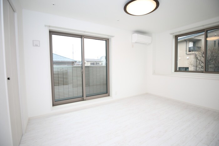 物件内観写真22　(居室)