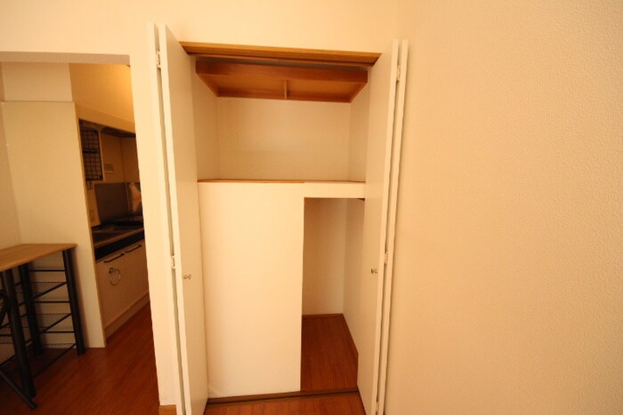 物件内観写真10　(収納)