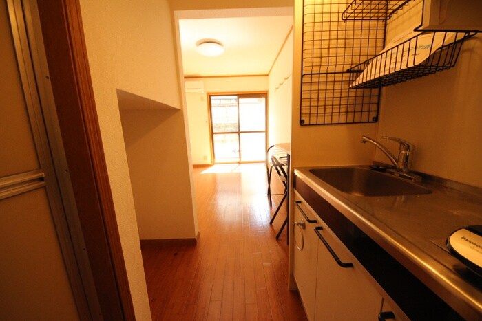 物件内観写真18　(廊下)