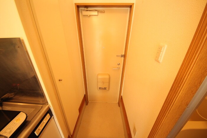 物件内観写真19　(玄関)