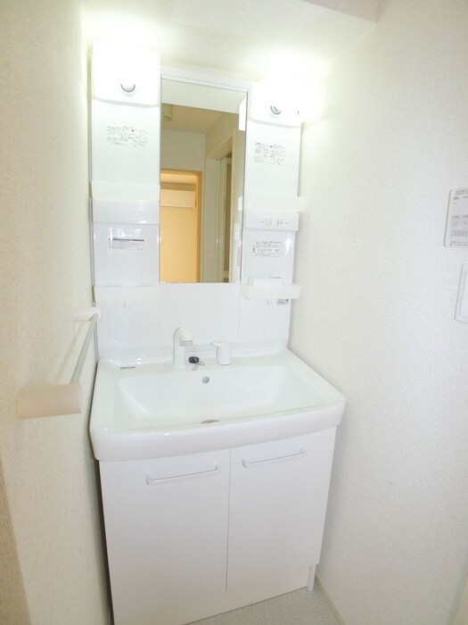 物件内観写真6　(洗面)