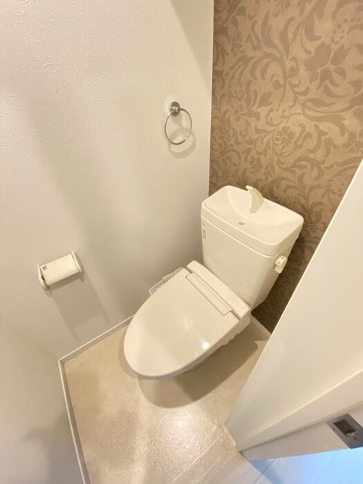 物件内観写真8　(トイレ)