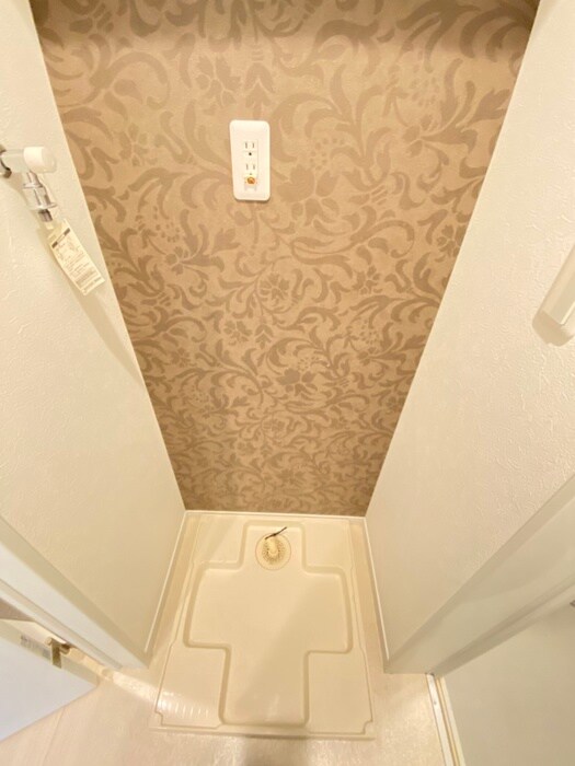 物件内観写真10　(洗濯機置場)