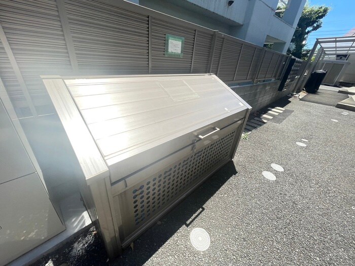 物件外観写真4　(建物設備)