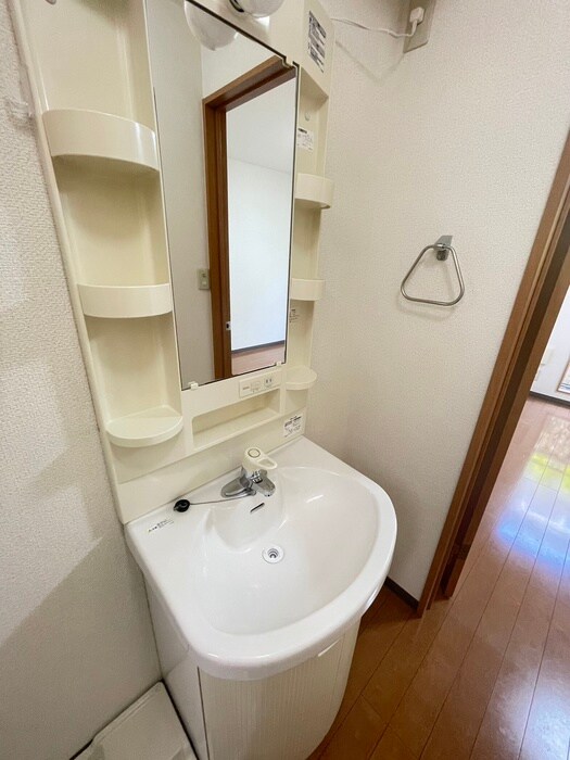 物件内観写真14　(洗面)