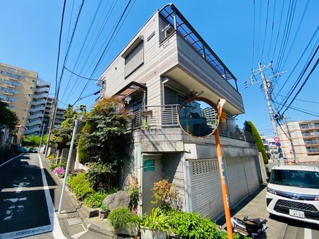 ファミール飛鳥外観写真