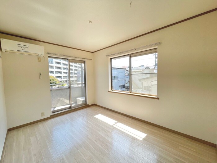 物件内観写真7　(居室)