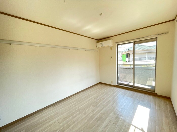 物件内観写真8　(居室)