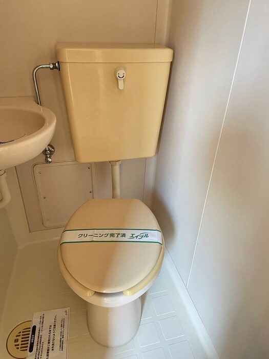 物件内観写真14　(トイレ)