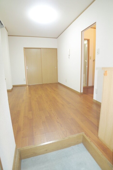 物件内観写真20　(廊下)