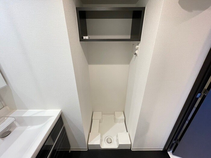 物件内観写真17　(洗濯機置場)