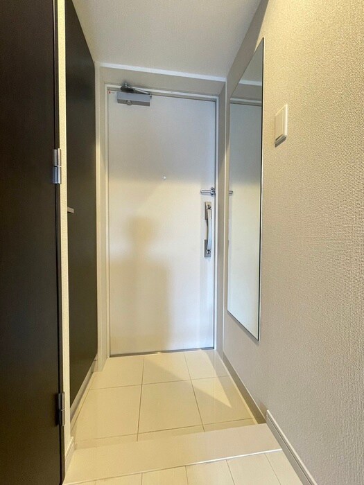 物件内観写真19　(玄関)