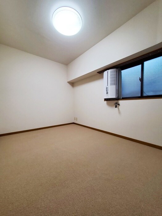 物件内観写真11　(居室)