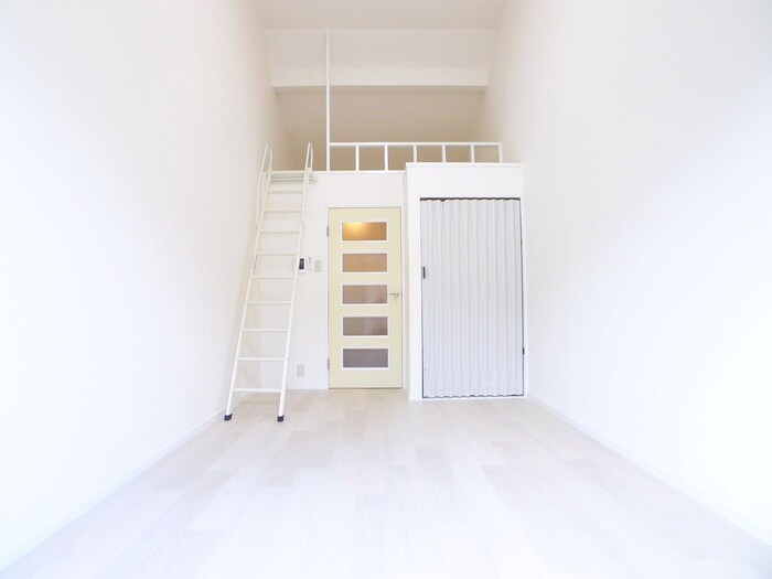 物件内観写真4　(居室)