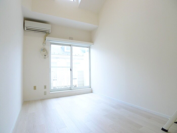 物件内観写真6　(居室)