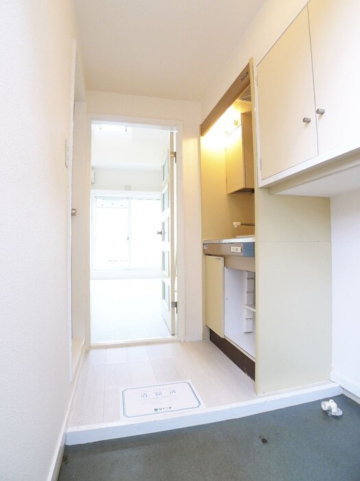 物件内観写真14　(玄関)