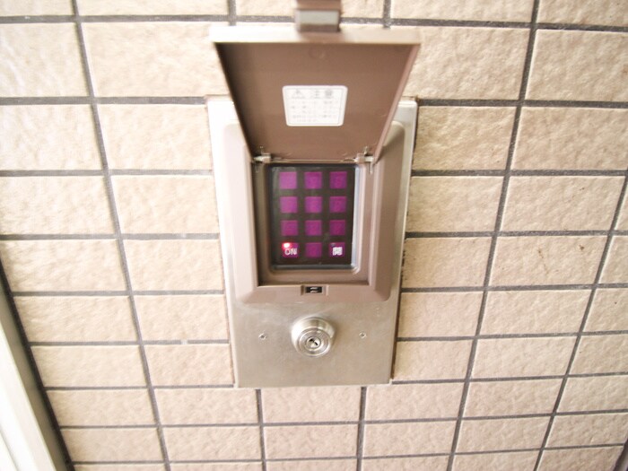 物件外観写真6　(建物設備)