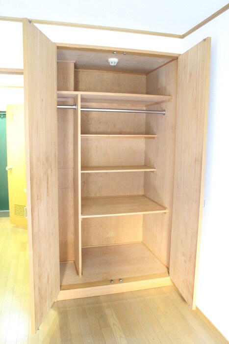 物件内観写真15　(収納)