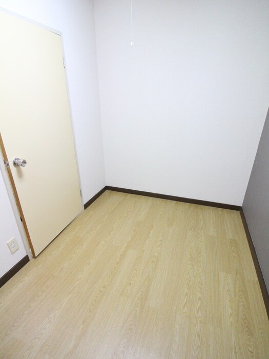 物件内観写真19　(居室)