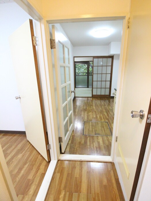 物件内観写真22　(廊下)