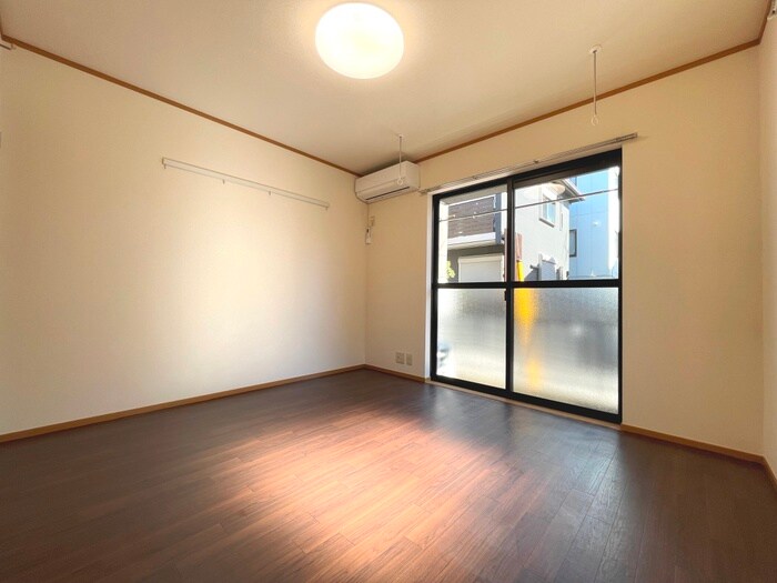 物件内観写真8　(居室)