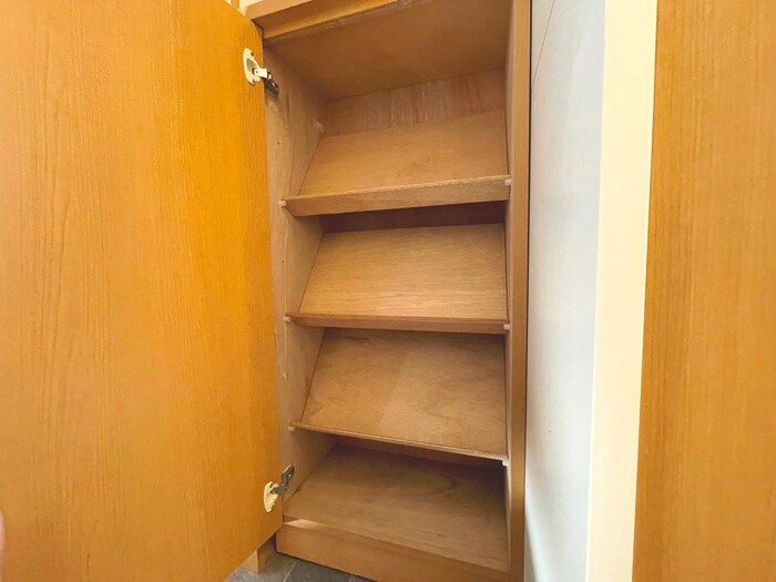 物件内観写真15　(靴箱)