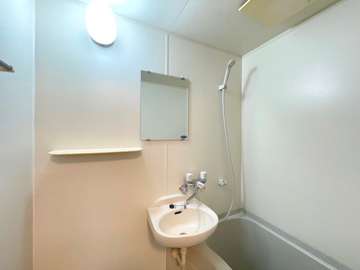 物件内観写真18　(洗面)