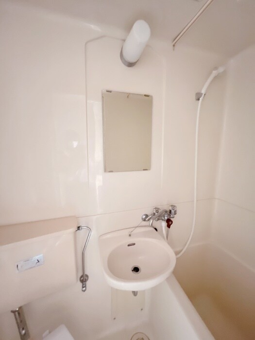 物件内観写真11　(洗面)