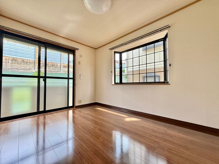 物件内観写真9　(居室)