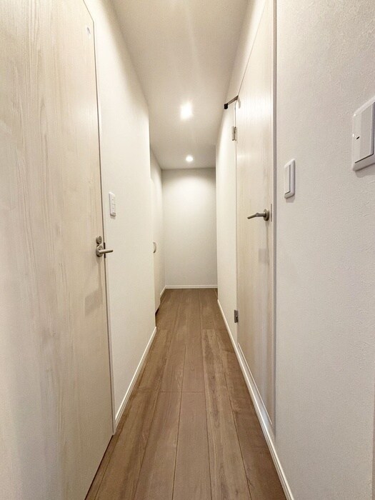 物件内観写真19　(廊下)