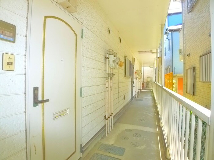 伸光ハイムのエントランス部分