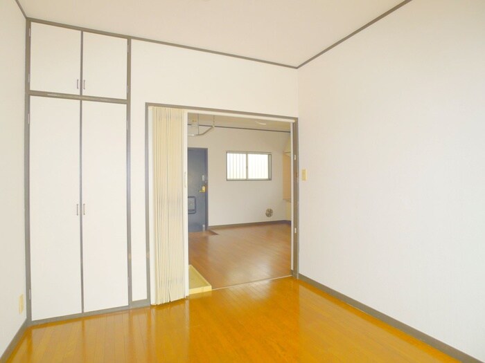 物件内観写真11　(居室)