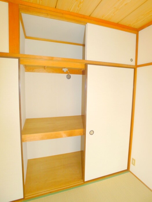 物件内観写真13　(収納)